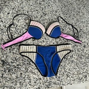 Victoria Secret Bikini. Top size 32C Push up, bottom size Small. Awesome detail!